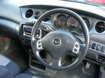 2001 Daihatsu YRV Photos