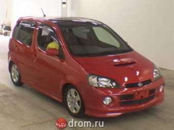 2001 Daihatsu YRV Pictures