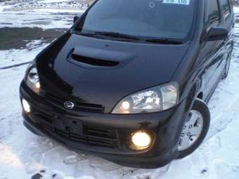 2001 Daihatsu YRV For Sale