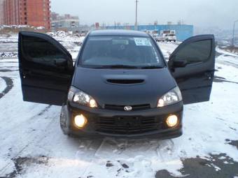 2001 Daihatsu YRV For Sale