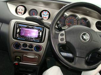 2001 Daihatsu YRV For Sale