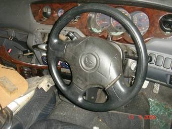 2001 Daihatsu YRV For Sale