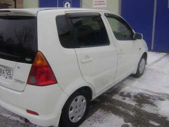 Daihatsu YRV