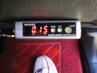 2004 Daihatsu YRV Photos