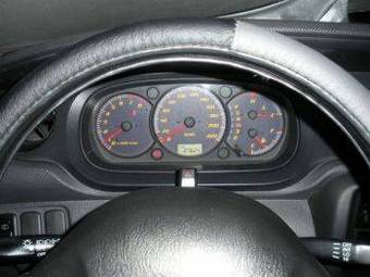 2005 Daihatsu YRV Wallpapers