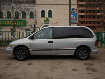 1999 Dodge Caravan Photos