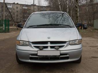 1999 Dodge Caravan Photos