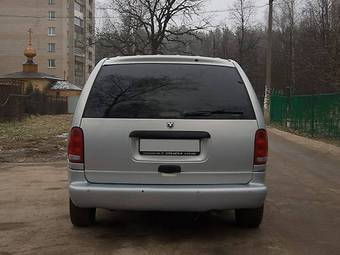 1999 Dodge Caravan Images