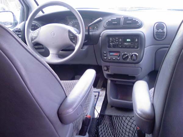 2000 Dodge Caravan