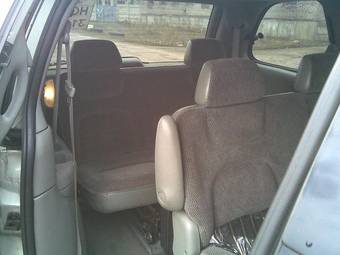 2000 Dodge Caravan Photos