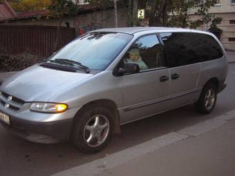 2000 Dodge Caravan Pictures