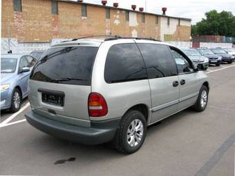 2000 Dodge Caravan Pictures