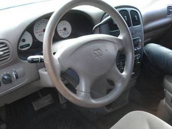 2001 Dodge Caravan Photos