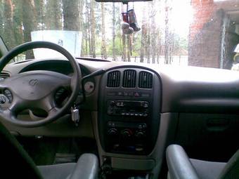 2002 Dodge Caravan Images