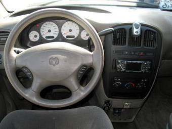 2002 Dodge Caravan Images