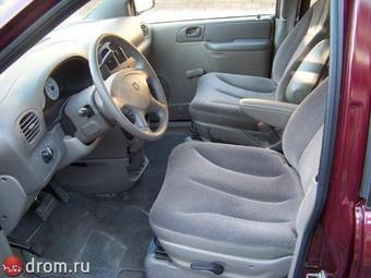 2003 Dodge Caravan Photos