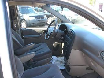 2003 Dodge Caravan Pictures