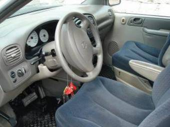 2003 Dodge Caravan Pictures