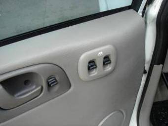 2003 Dodge Caravan Pics