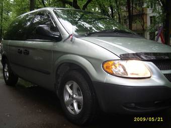 2003 Dodge Caravan Photos