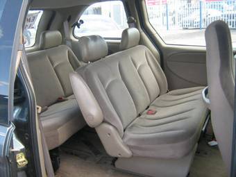 2003 Dodge Caravan Photos