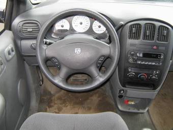 2004 Dodge Caravan Pics