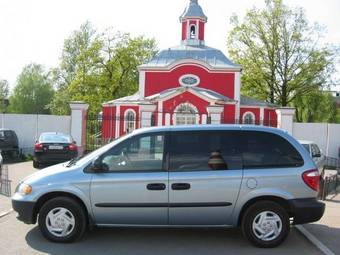 2004 Dodge Caravan Images