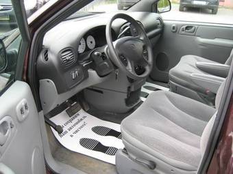 2004 Dodge Caravan Pictures