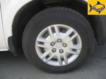 2004 Dodge Caravan Images
