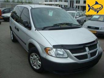 2004 Dodge Caravan Photos