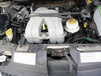 2004 Dodge Caravan Pictures