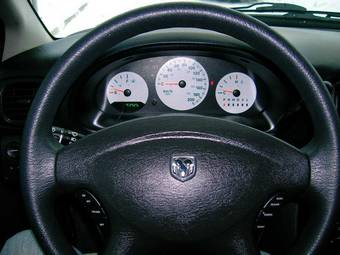2005 Dodge Caravan Photos
