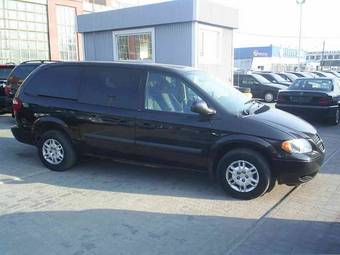 2005 Dodge Caravan Photos