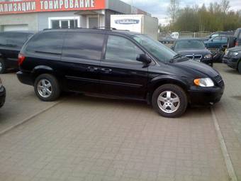 2005 Dodge Caravan Photos