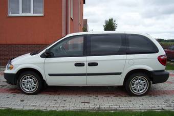 2005 Dodge Caravan Photos