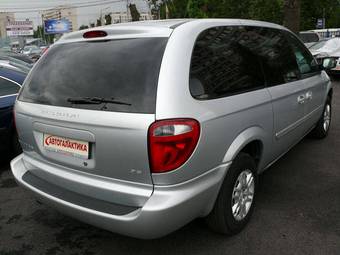 2005 Dodge Caravan Photos