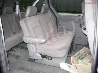 2005 Dodge Caravan Photos