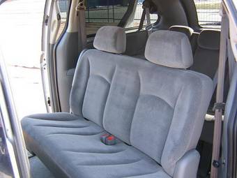 2005 Dodge Caravan Photos