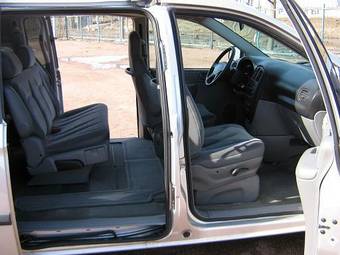 2005 Dodge Caravan Photos