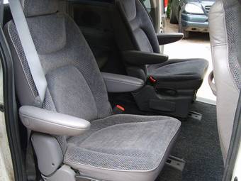 2006 Dodge Caravan Images