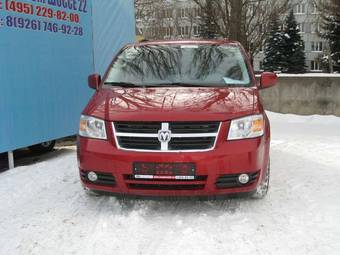 2010 Dodge Caravan Photos