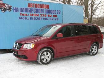 2011 Dodge Caravan Photos