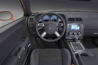 2008 Dodge Challenger Pics