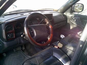 2000 Dodge Durango Pictures