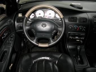 2002 Dodge Intrepid Pictures