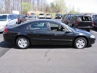 2004 Dodge Intrepid Images