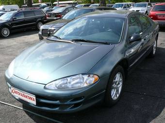 2004 Dodge Intrepid Photos