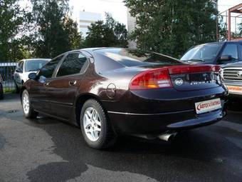 2004 Dodge Intrepid Photos