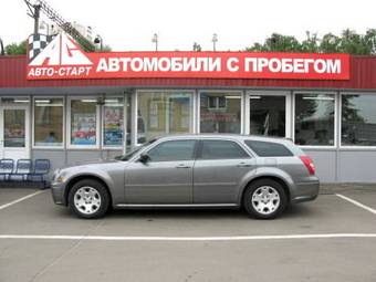 2004 Dodge Magnum Pictures