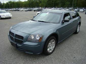 2005 Dodge Magnum Pictures